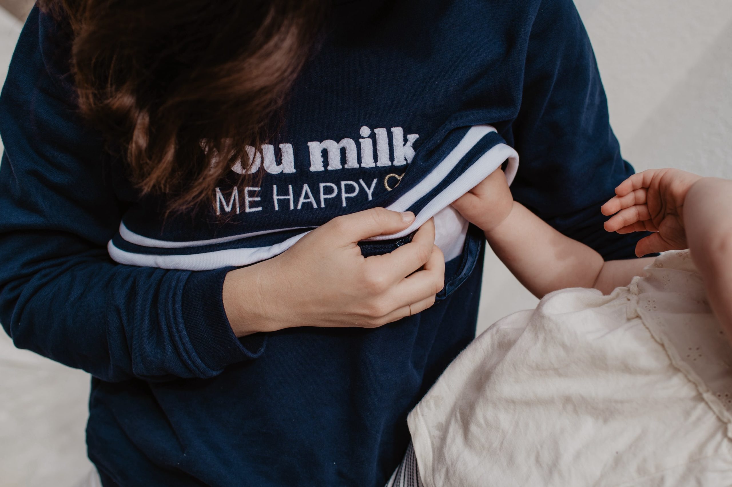 You&Milk_Artescope_Breastfeeding-garments_2021-11_1