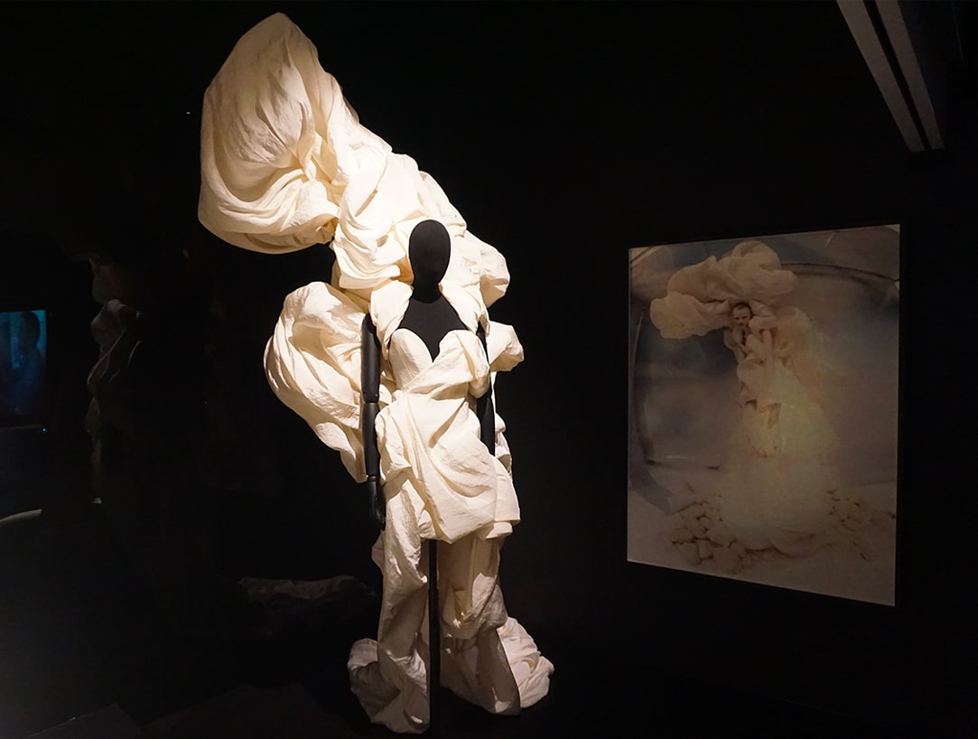 Exposition-Les-Mondes-surrealistes-d-Elsa-Schiaparelli---Shocking---Musee-des-Arts-Decoratifs---MAD---Blog-Aout-2022---18